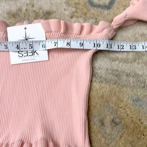 NWT,Seek the Label,Sof Pink,Ribbed Top, Lightly Ruffled Edging,Stunning,Size XS - Picture 8 of 16